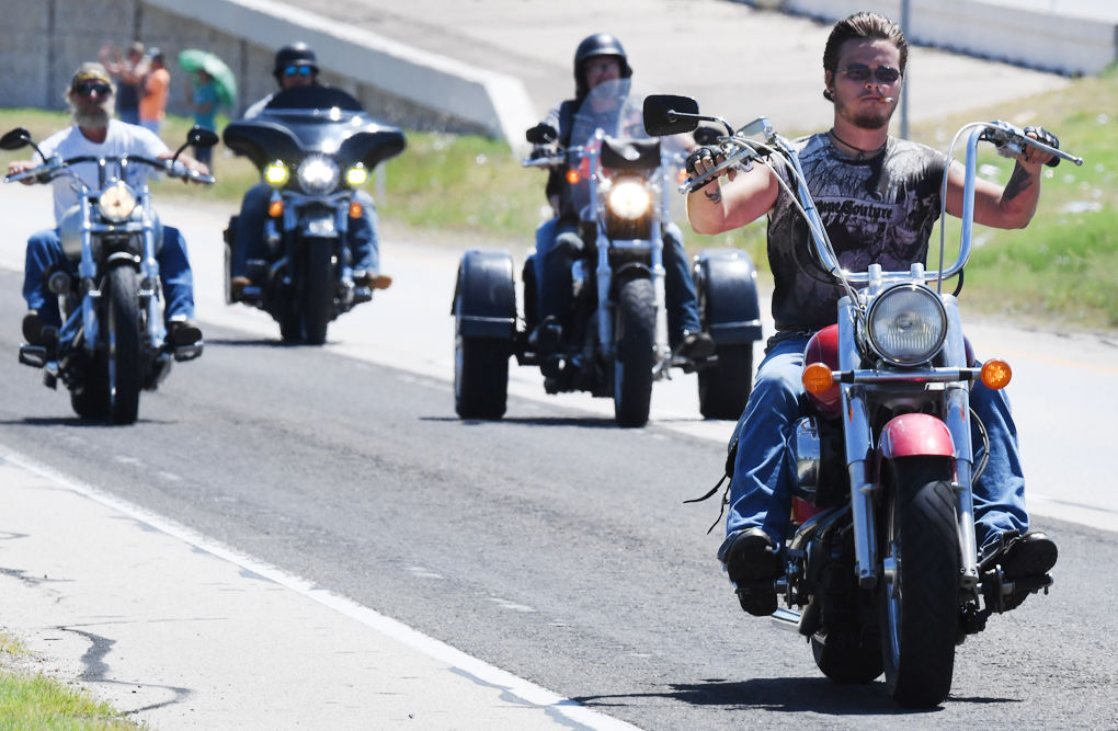 Hundreds of bikers ride in 9/11 memorial